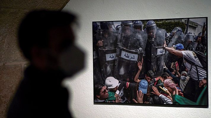 Telediario 1 - World Press Photo nos enseña un mundo que se levanta contra las injusticias