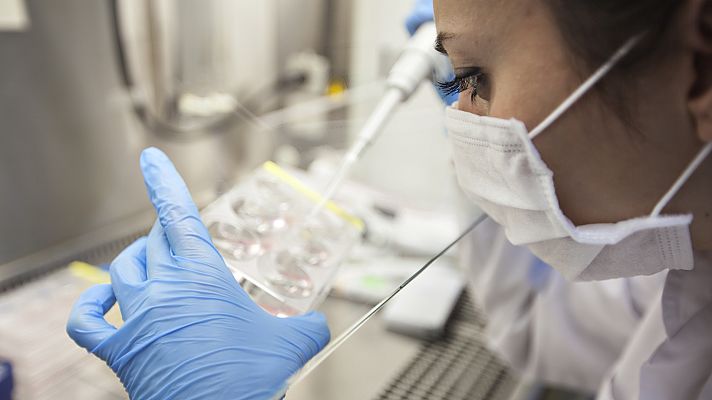 La hora de La 1 - Desmentimos los principales bulos sobre el COVID-19