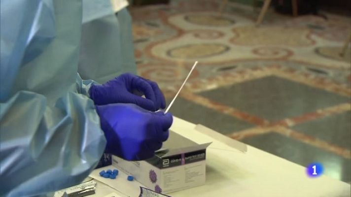 Telediario 1 - Los expertos explican la diferencia entre reinfectado y repositivo en Covid-19