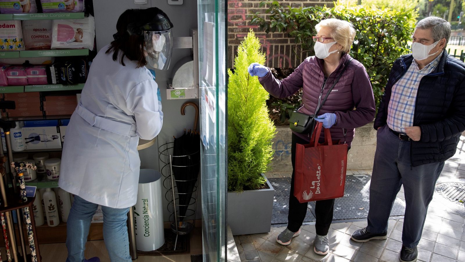 La Fundación España Salud pide que la rebaja del IVA se extienda a las mascarillas FFP2