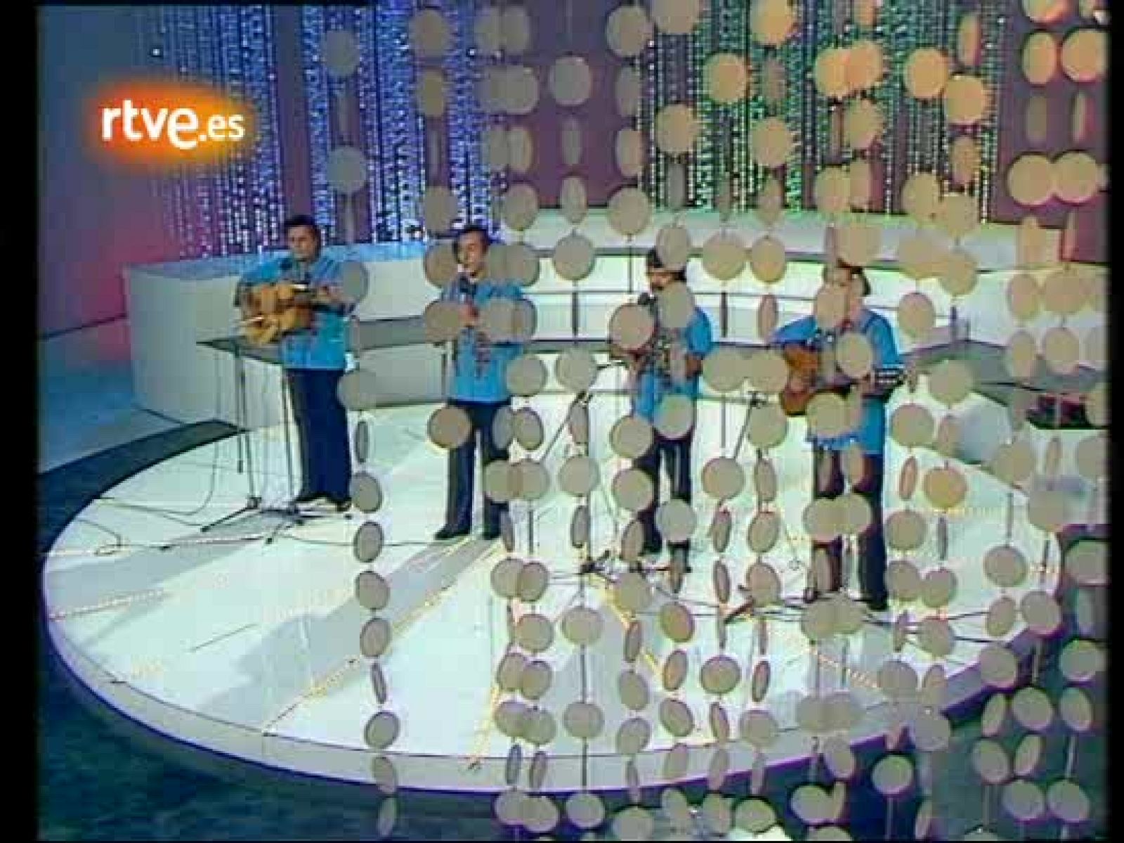 Cuéntame - Carlos Mejía Godoy - Cuéntame cómo pasó | Ver