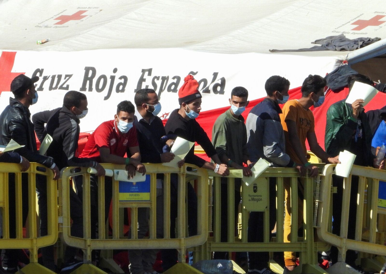 Denuncian la vulneración de derechos humanos en Arguineguín | Ver