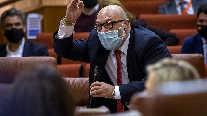 Telediario 1 - El portavoz de Vox en Andalucía abandona el Parlamento tras un rifirrafe con el PSOE