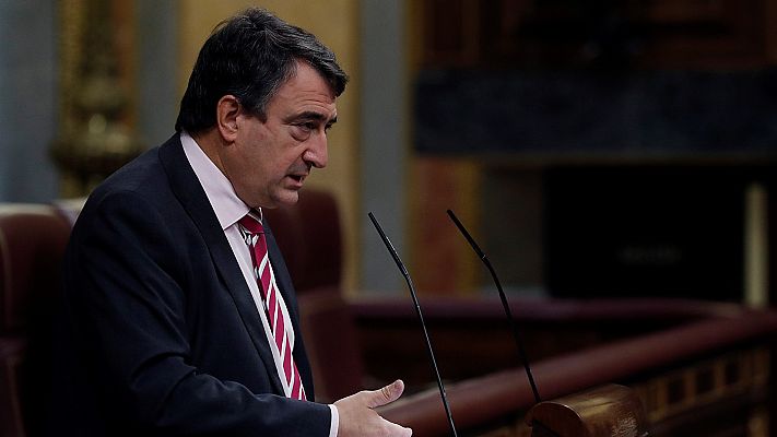 Informativo 24h - El PNV pacta con el Gobierno la eliminación del impuesto al diésel