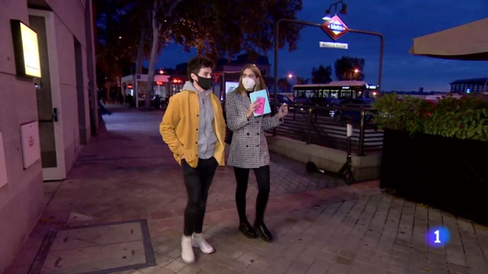 El cantante Miki Nuñez acaba de publicar su disco: Iceberg