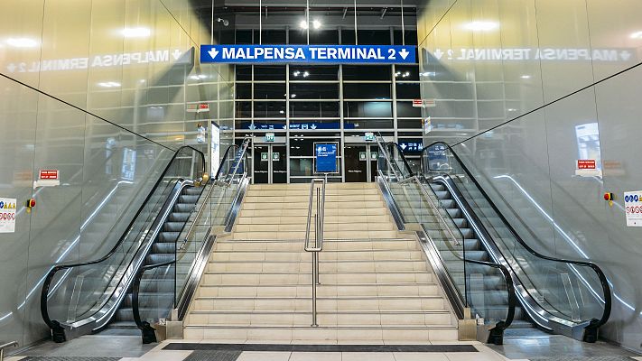 Telediario 1 - Cómo viajar desde Milán a España con la PCR obligatoria