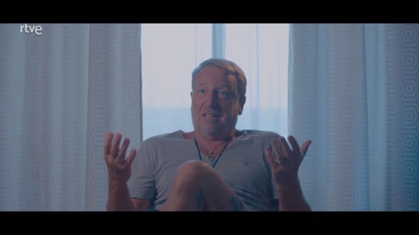 Imprescindibles explica que el éxito de New Order gracias a Mario Pacheco