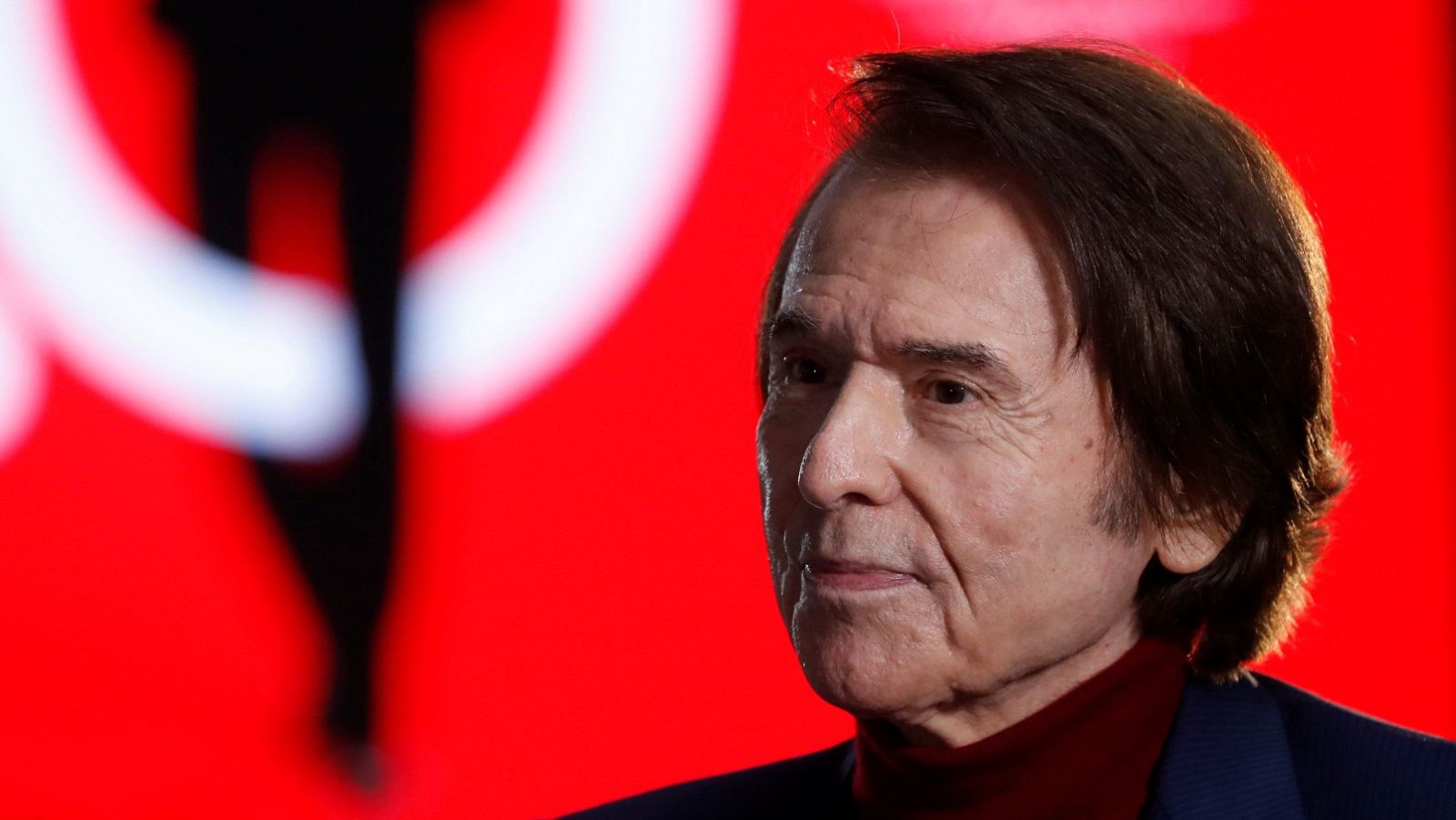 Raphael se reinventa para celebrar 60 años en la música | Ver