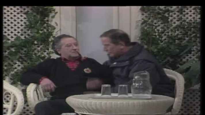 La claror daurada - Capítol 4 - Sessió d'espiritisme