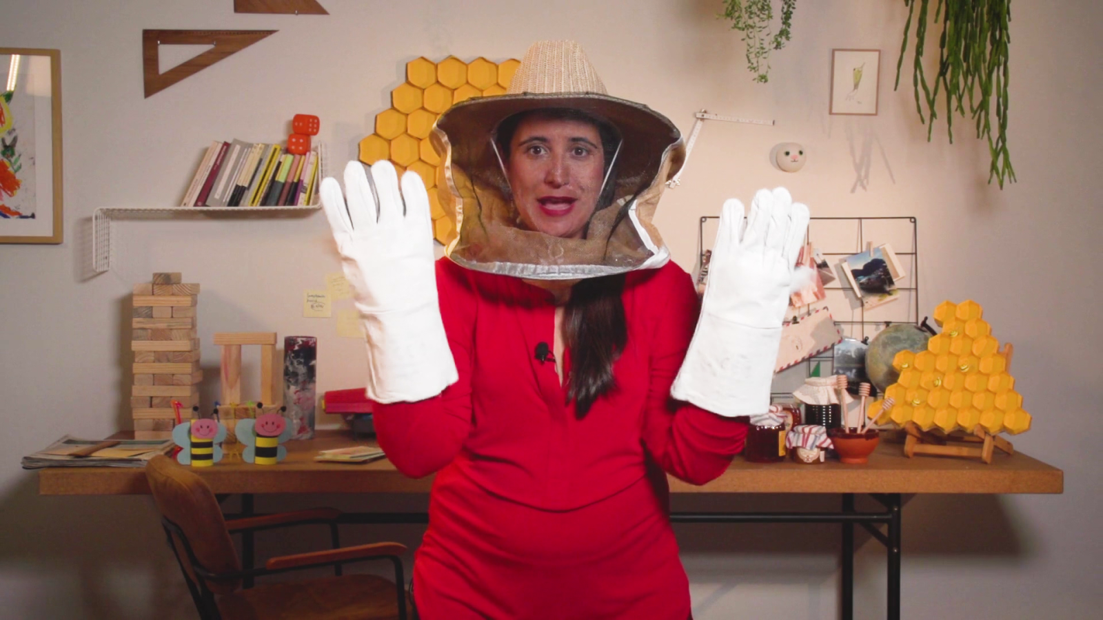 Aprendemos en Clan - Del panal al bote - RTVE.es - Aprendemos en Clan | Ver