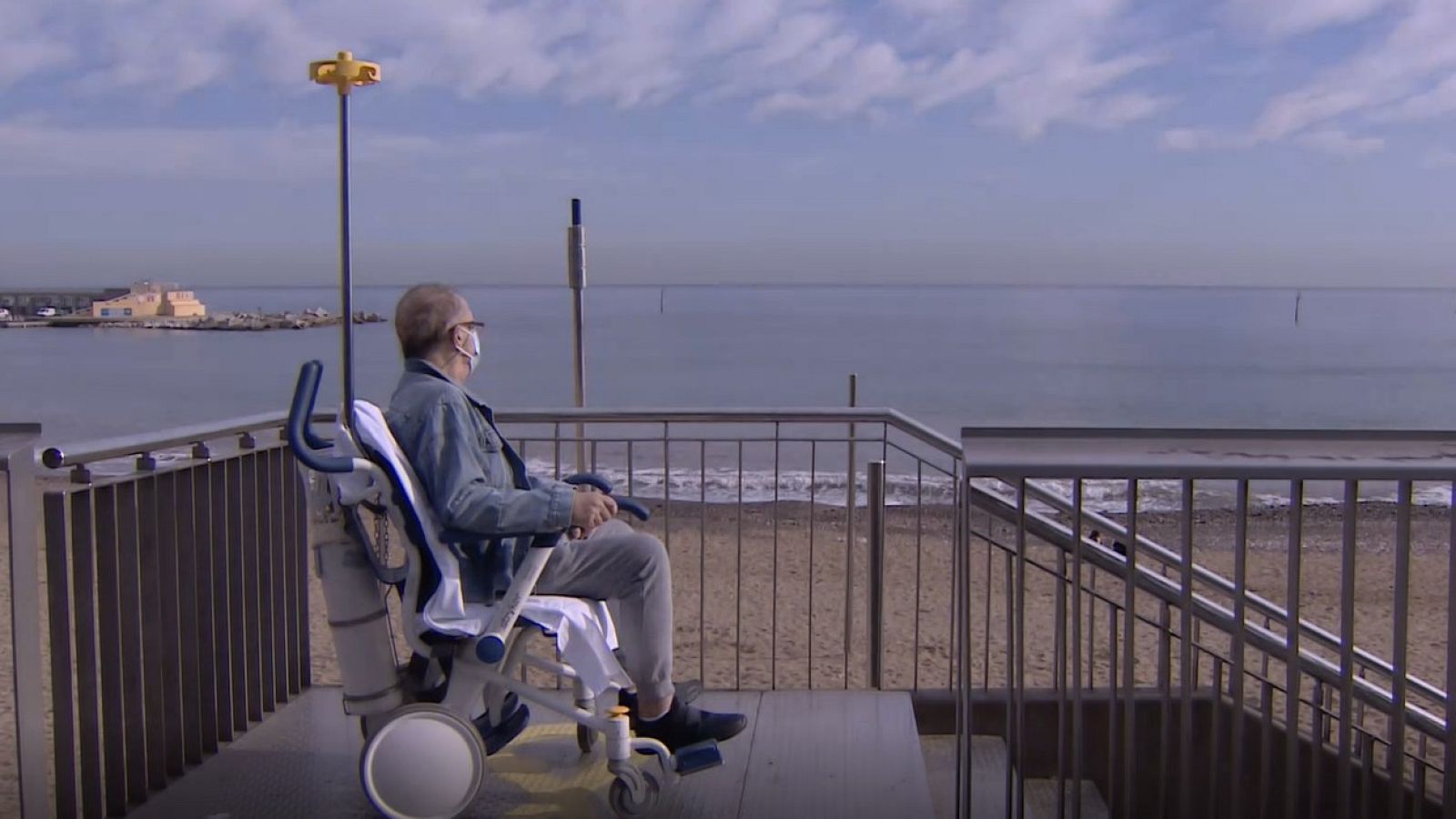 Francisco, de la UCI al mar | Ver