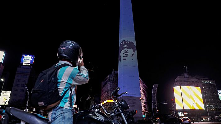 Telediario 1 - La Fiscalía investiga si hubo negligencia médica en las últimas horas de Maradona