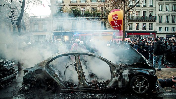 Informativo 24h - Incidentes al término de una manifestación contra la violencia policial en París