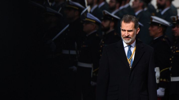 Telediario 1 - 73 mandos retirados del Ejército envían una carta al rey en protesta por el Gobierno