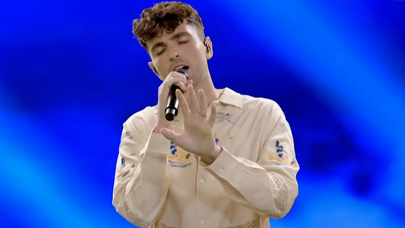 Roksana Wegiel, Viki Gabor y Duncan Laurence cantan "Arcade" en Eurovisión Junior 2020 | Ver