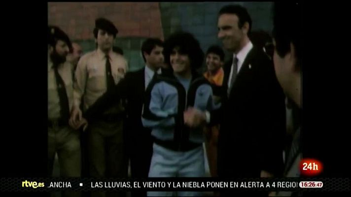 Parlamento - Muere Maradona, el fichaje que llegó al Congreso