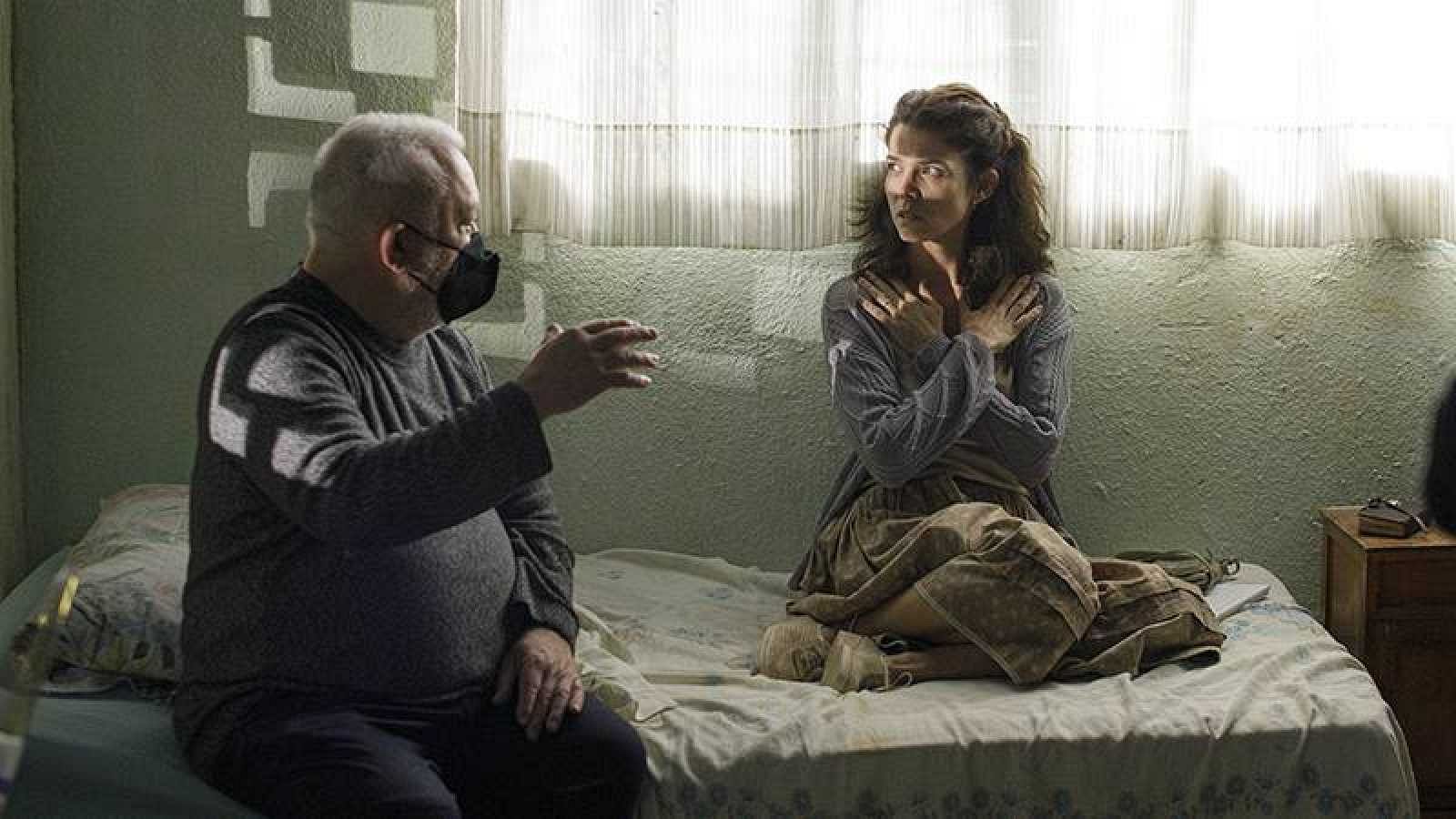 'La mirada de Lucía': Imanol Uribe recrea la masacre de Ellacuría y otros cuatro jesuitas en El Salvador