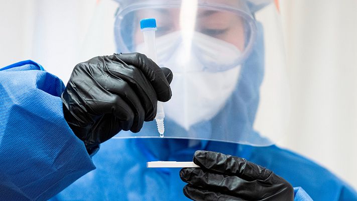 Telediario 1 - La UE prevé autorizar la vacuna de Pfizer el 29 de diciembre y la de Moderna el 12 de enero