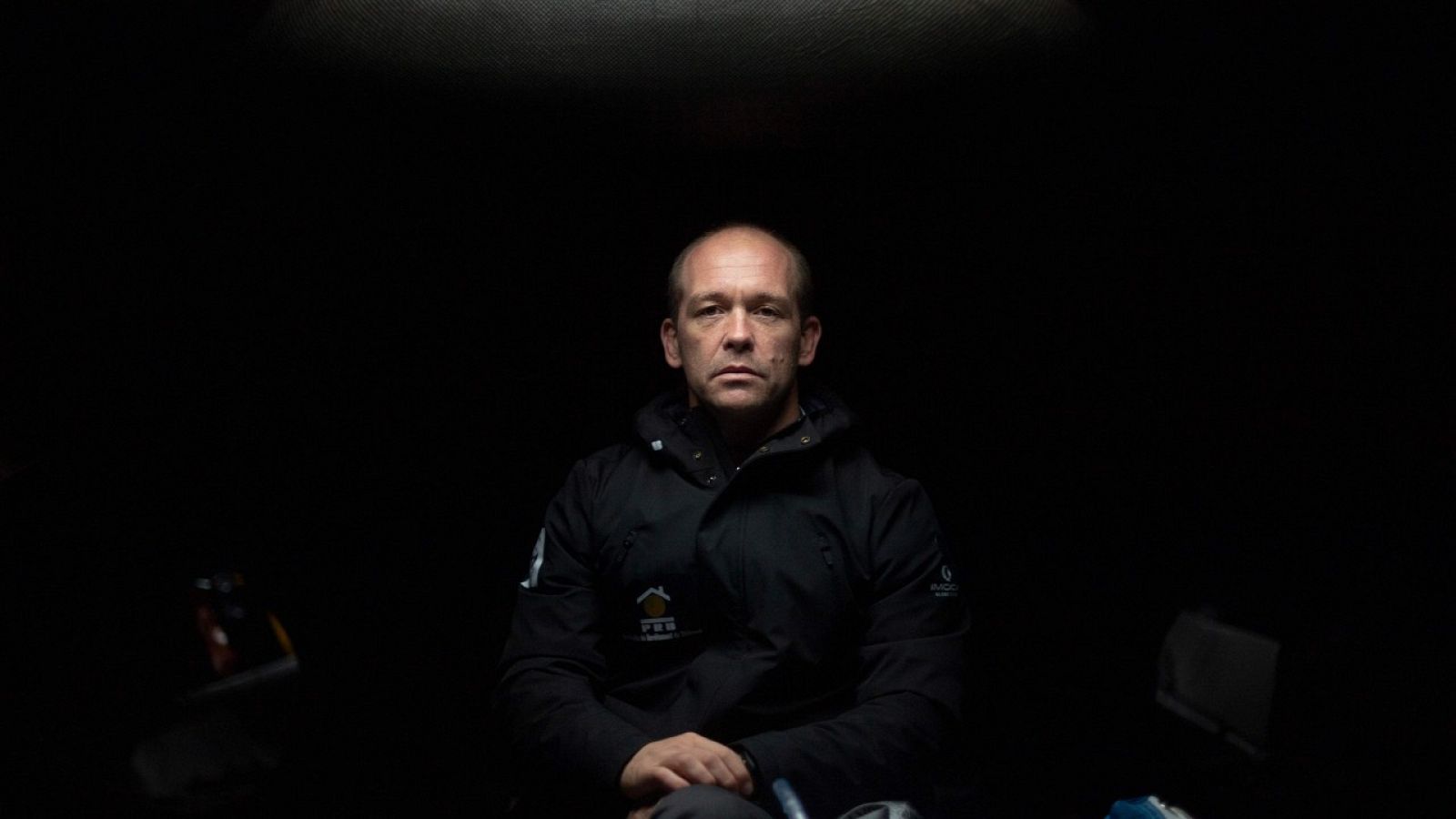 Kevin Escoffier, rescatado por Jean Le Cam en la Vendée Globe