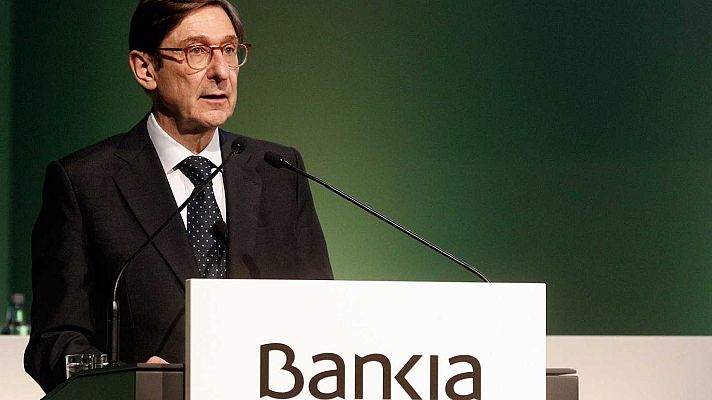Telediario 1 - Los accionistas de Bankia dan luz verde a su fusión con Caixabank para crear el mayor banco de España