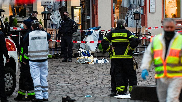 La tarde en 24h - "Había gente desesperada y muchas ambulancias. Es horrible"