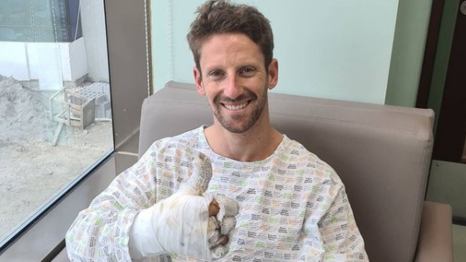 F1 | Grosjean bromea tras salvar la vida | Ver