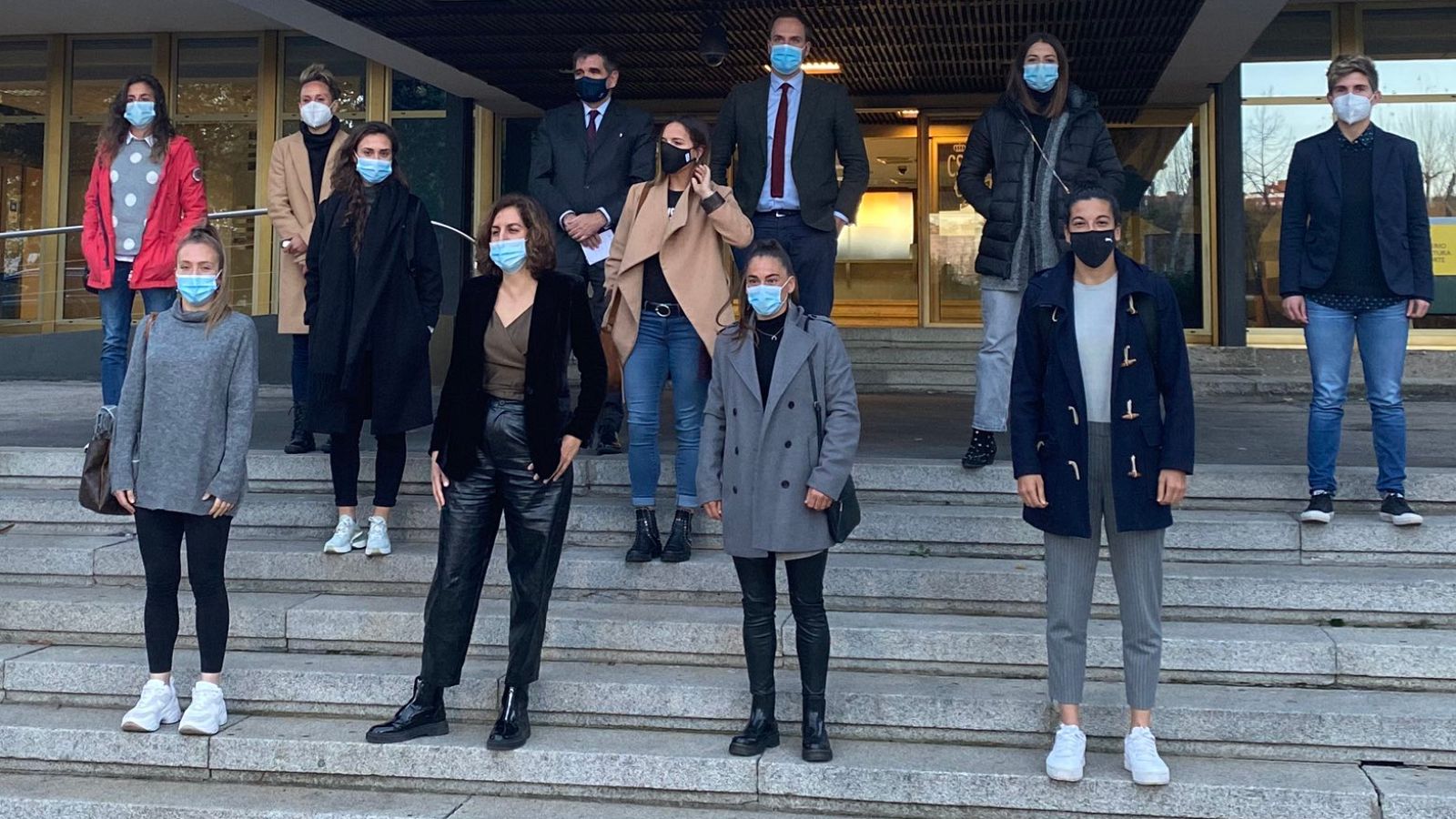 Irene Lozano y las futbolistas abordan su profesionalización | Ver