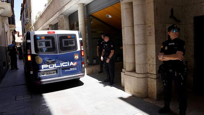 Telediario 1 - Detenidos cuatro menores en Teruel por una supuesta violación a otra menor