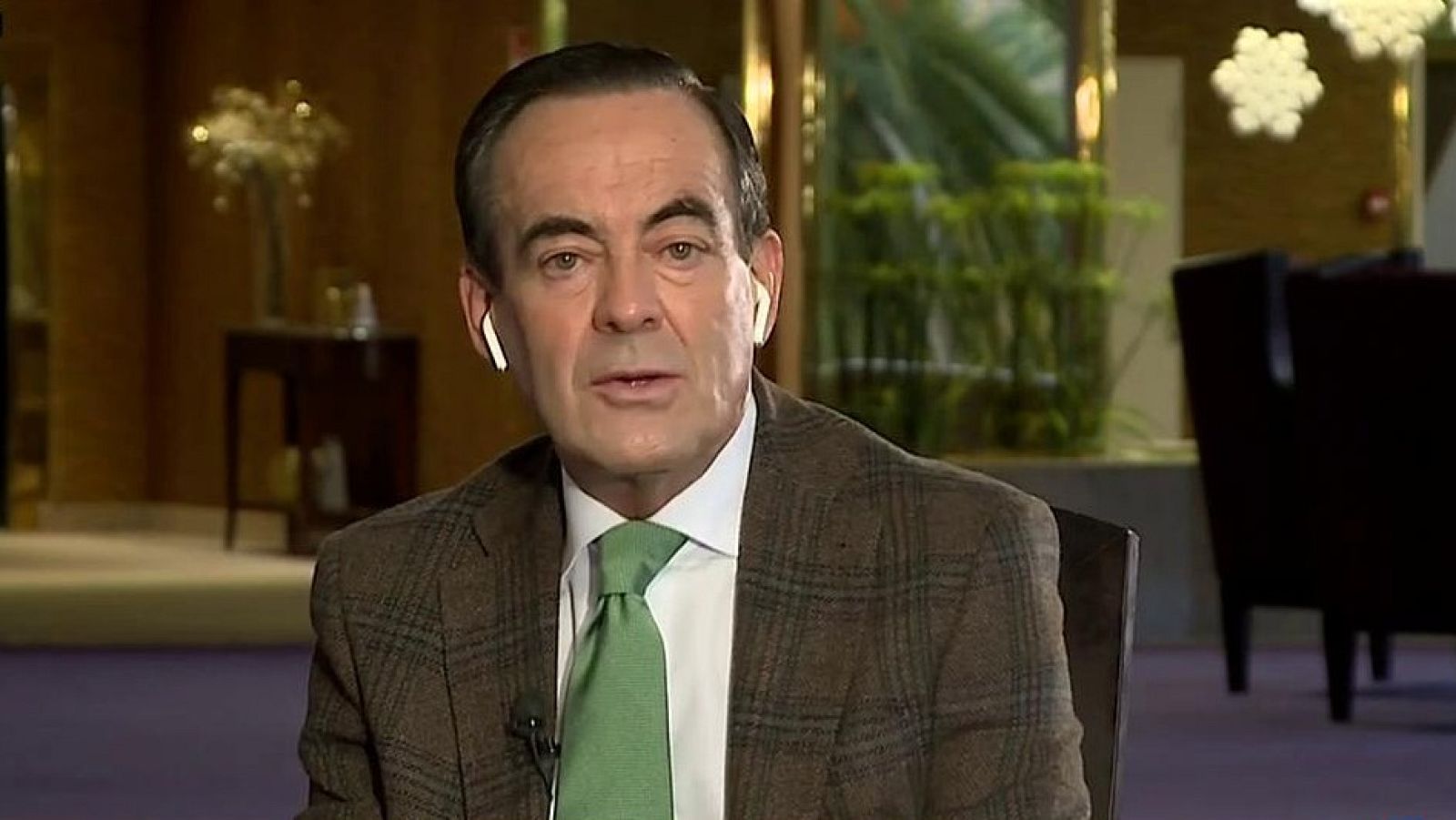 Bono asegura que cesó al general Mena por hacer un discurso conta el Estatut de Cataluña