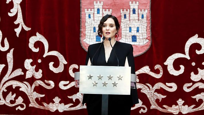 Telediario 1 - Ayuso ensalza la Constitución como barrera frente a totalitarismos y lamenta que extremistas se "sienten" en el Gobierno