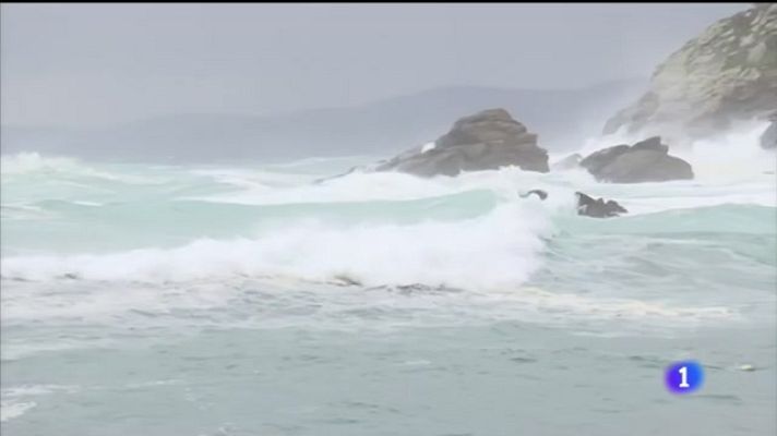 Telexornal - Galicia - Aviso vermello no litoral da Coruña