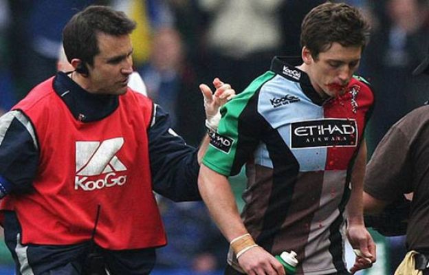  - Multado por fingir una herida