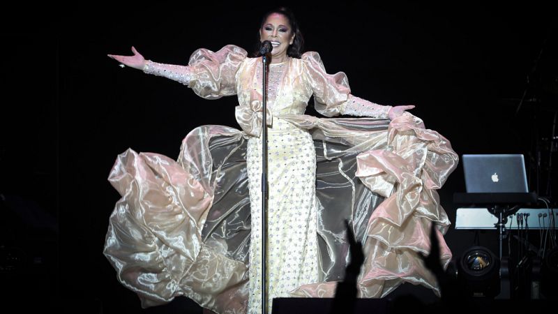 Corazón - Isabel Pantoja se refugia en Cantora con su hermano y su nueva mejor amiga