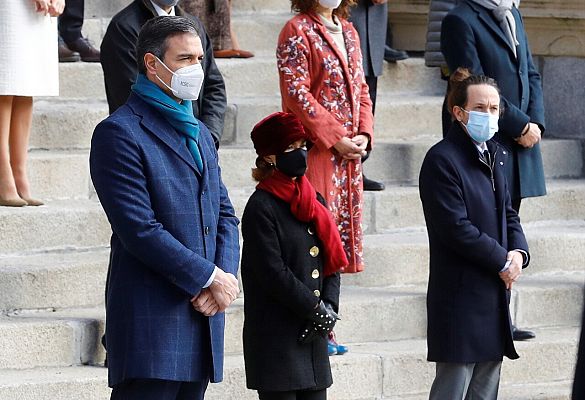 Informativo 24h - Sánchez reivindica la Constitución en su aniversario y Casado acusa al Gobierno de ser "su enemigo"