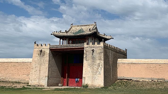 Diario de un nómada - Las huellas de G. Khan: El monasterio de Erdene Zuu