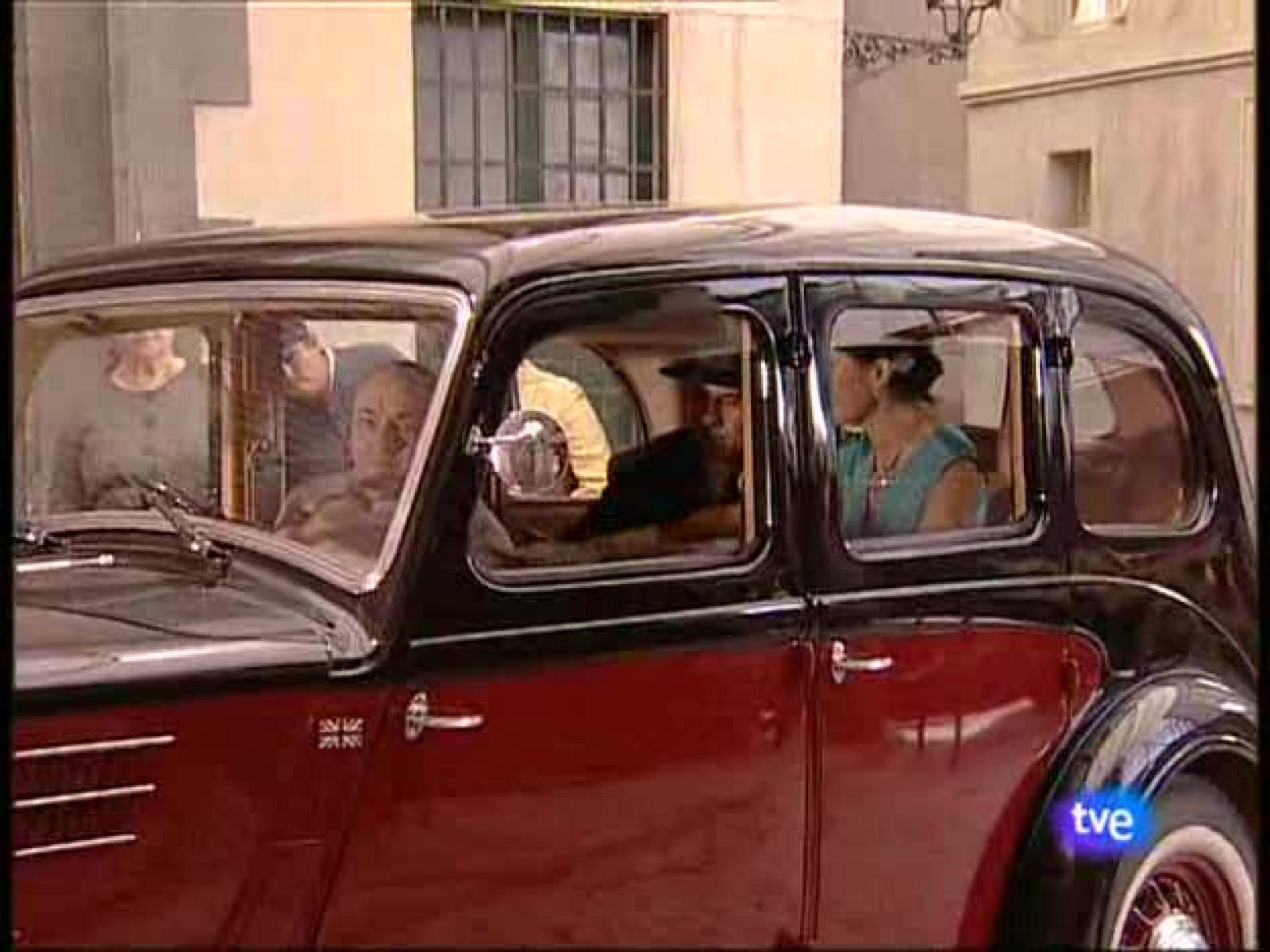 Amar en tiempos revueltos - T4 - Capítulo 254 - Amar en tiempos revueltos | Ver