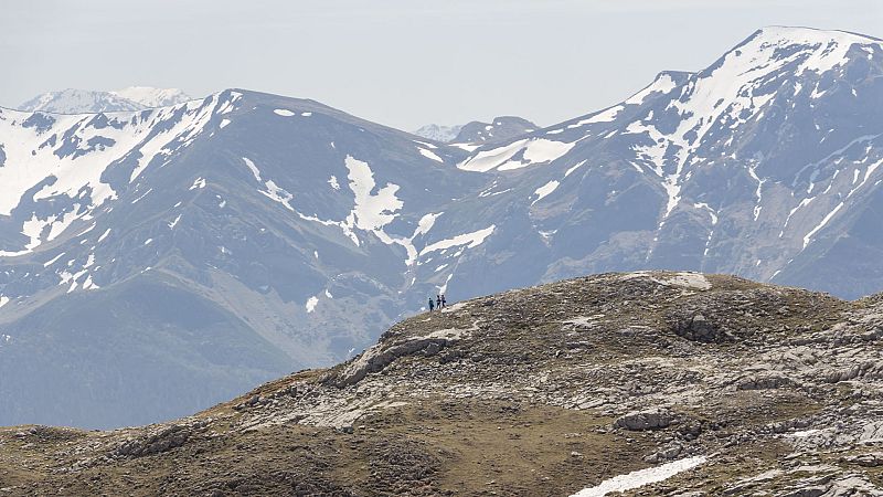 Lluvia en el Cantábrico, nieve en el norte, centro y sureste, y más frio - ver ahora