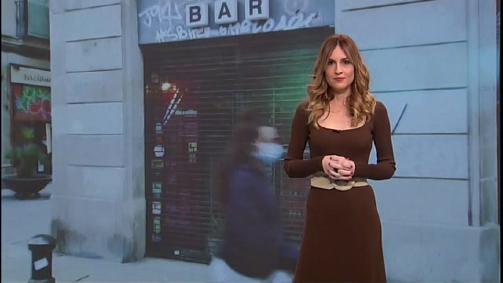 En Línia - restaurants reoberts, mascotes i consultori tech