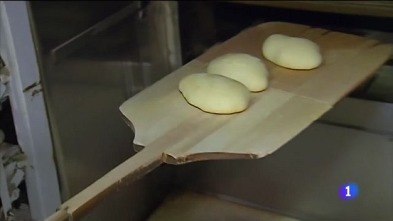 El Mollete de Antequera, alimento protegido por la UE - Noticias Andalucía | Ver