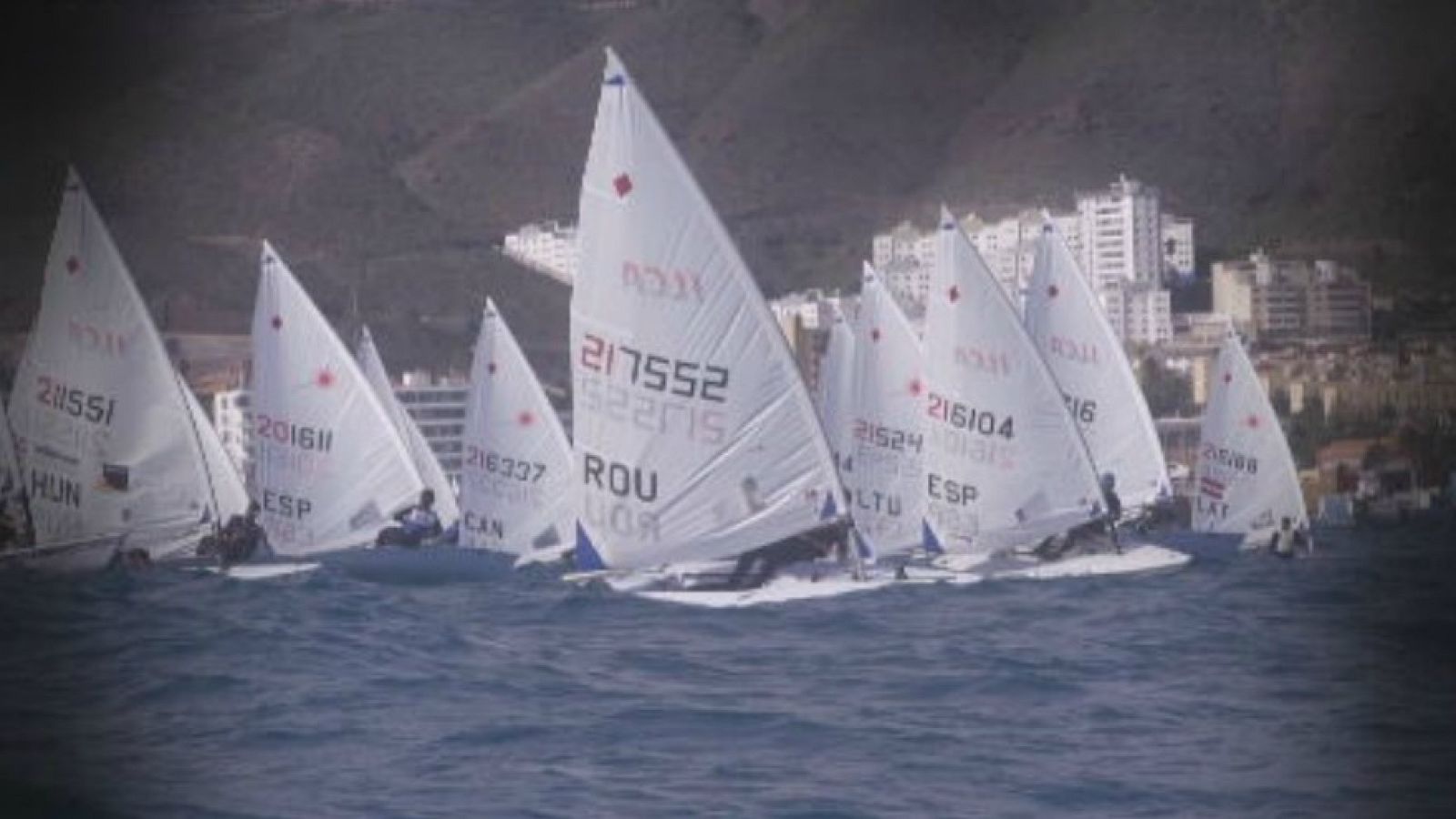 23 países y 180 regatistas participan en la Semana olímpica de vela canaria