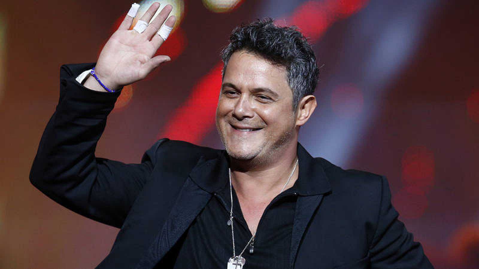 'El mundo fuera': el documental de Alejandro Sanz sobre el confinamiento | Ver
