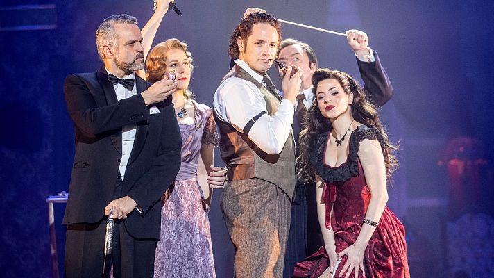 Telediario 1 - El musical '¿Quién mató a Sherlock Holmes?' reina en solitario en la Gran Vía