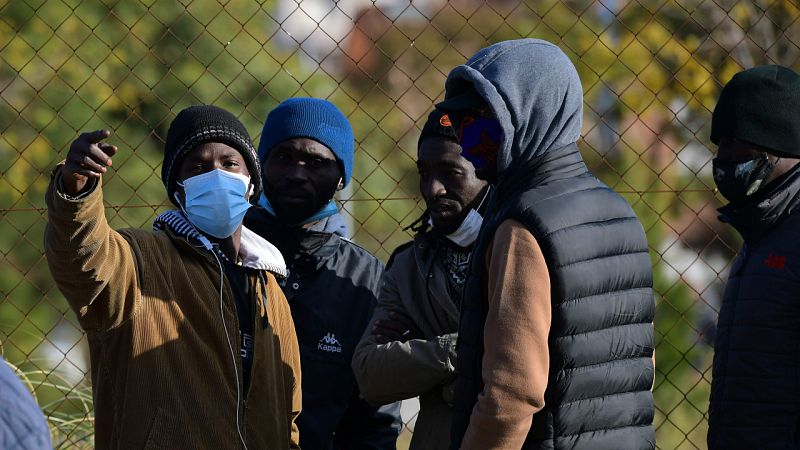 Superviviente del incendio de Badalona: "Intentamos apagar el fuego, pero llevamos sin agua dos años" - Informativo 24h | Ver