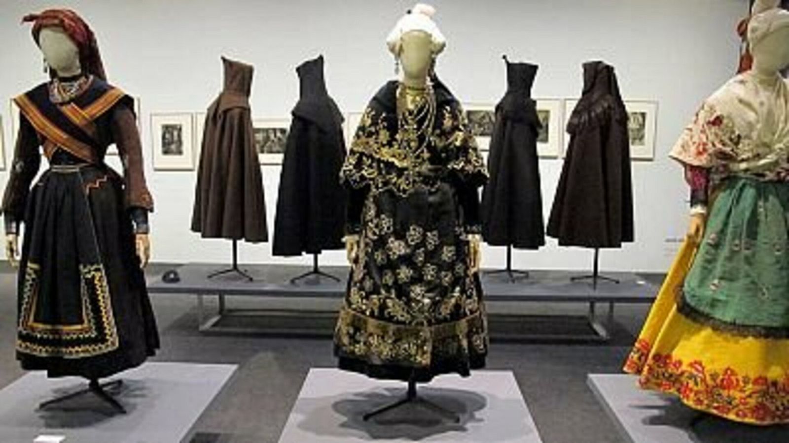 España Directo - Trajes regionales... ¿quieres ver cómo se hacen?