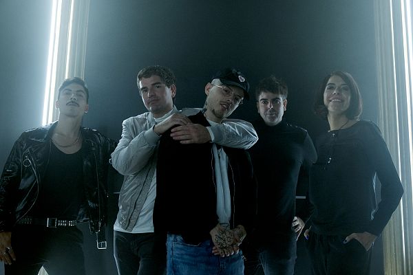 Playztrends - Marc: "La canción habla de una chica bisexual"