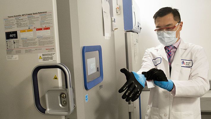 Telediario 1 - EE.UU. podría vivir máximos de muertes por COVID continuos