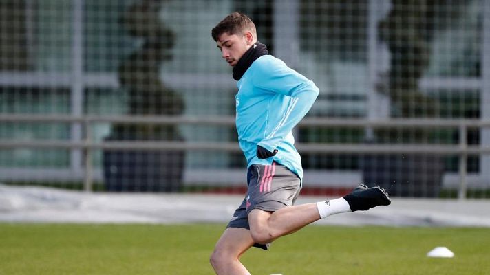 Telediario 1 - Valverde, recuperado para el derbi