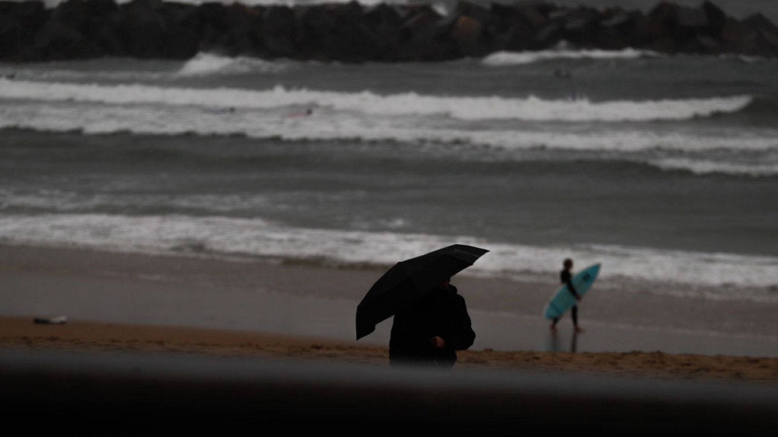 Un total de 28 provincias estarán en riesgo por viento, oleaje, lluvias, aludes, deshielos y nieve