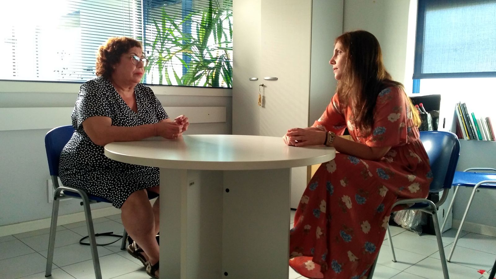 De seda y hierro - A contracorriente - ver ahora