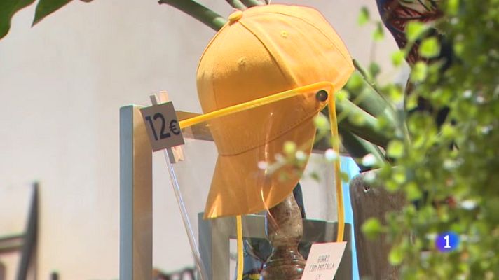 Telediario 1 - El virus ha llegado acompañado de una gama de productos más o menos básicos